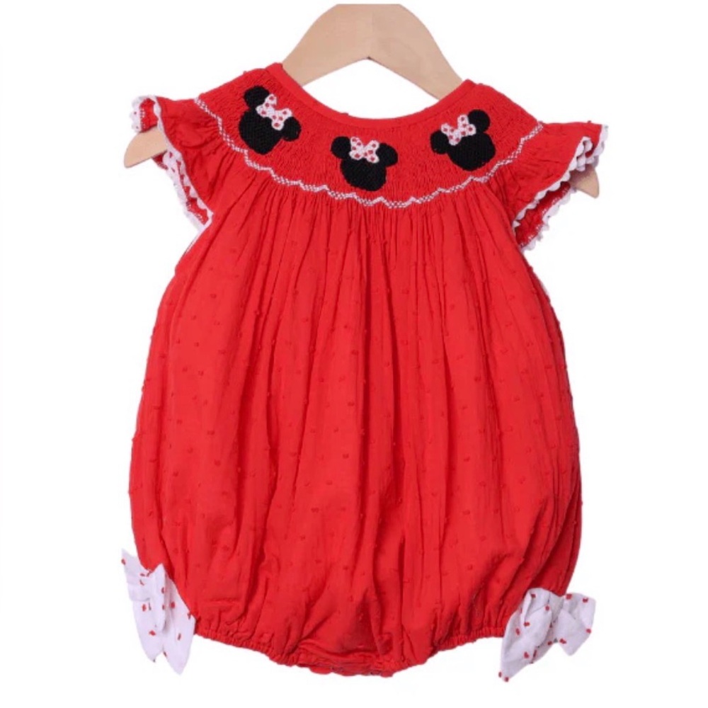 THE SMOCKED FLAMINGO
Smocked Mouse Red Swiss Dot Bubble